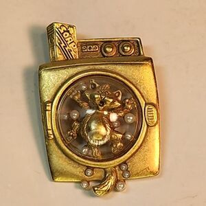 Vintage Cat in Washing Machine Brooch Gold Tone Pearls AJC Brand Whimsical